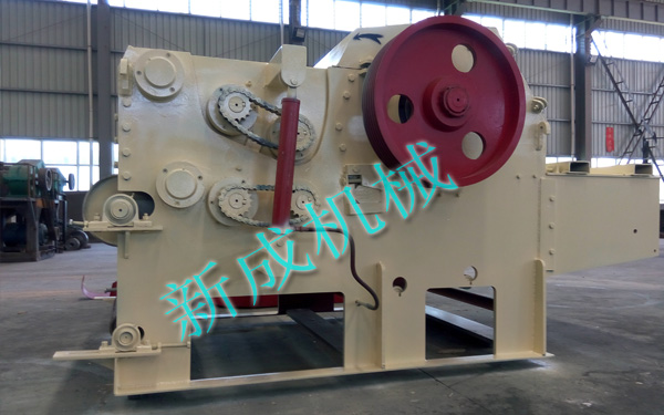 低碳生活环境离不开新型建筑模板破碎机设备